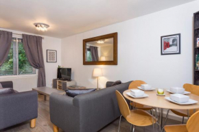 Гостиница Stylish 2-Bed Flat 5 Minutes From Paddington  Лондон